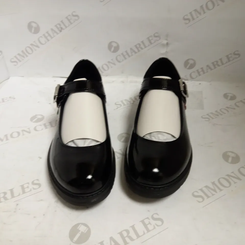 KICKERS FINLEY MJ PATL AF BLACK 38