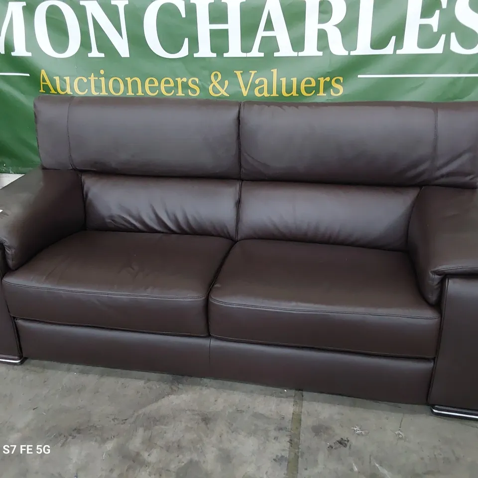 QUALITY ITALIAN DESIGNER ARIA THREE SEATER SOFA WITH ADJUSTABLE HEADRESTS BROWN LEATHER 
