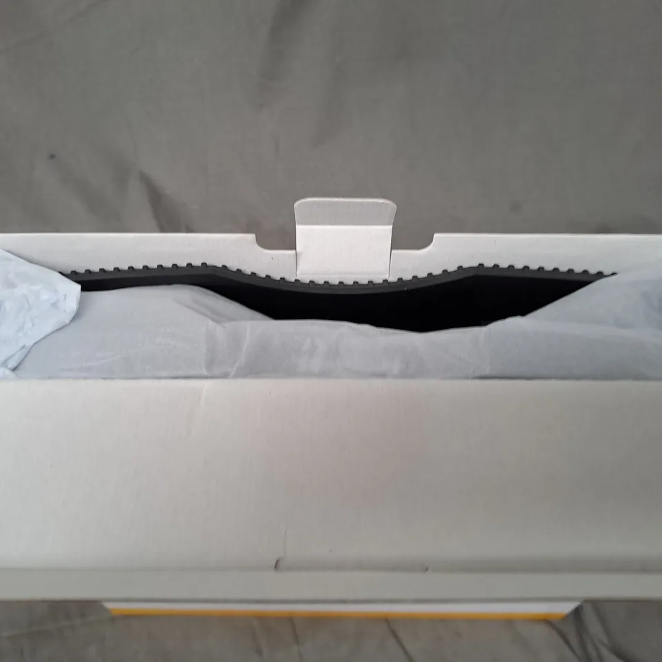 BOXED FELLOWES PREMIUM MONITOR RISER