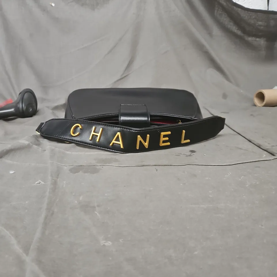 CHANEL QUILTED LEATHER SHOULDER BAG – BLACK & WHITE, GOLD HARDWARE