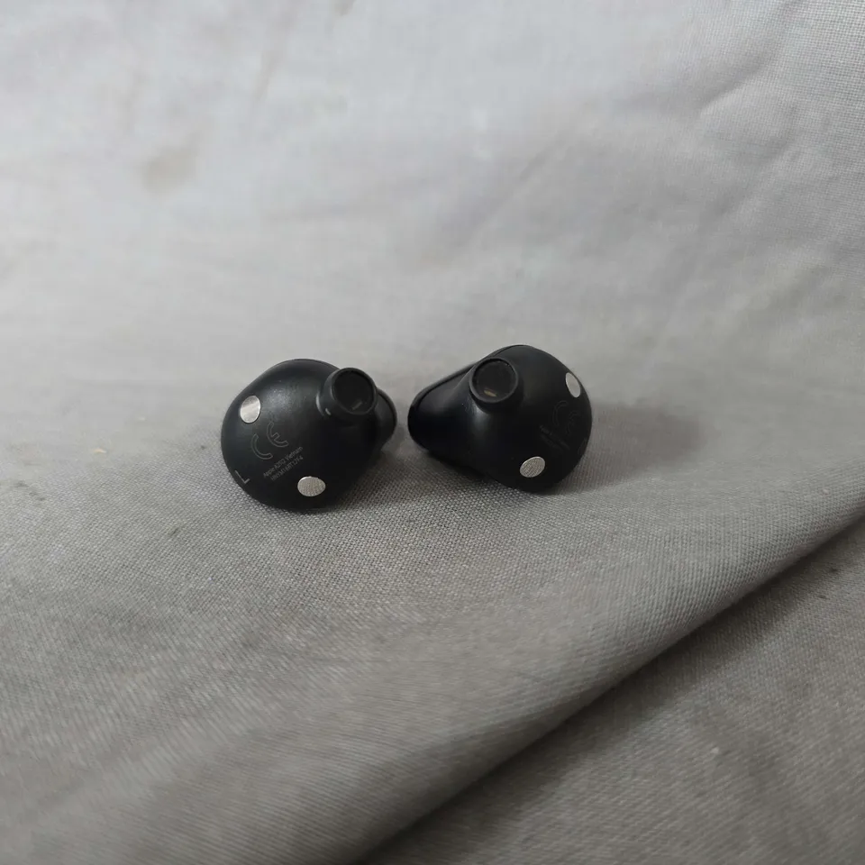 BEATS BEATS A2514 EARBUDS