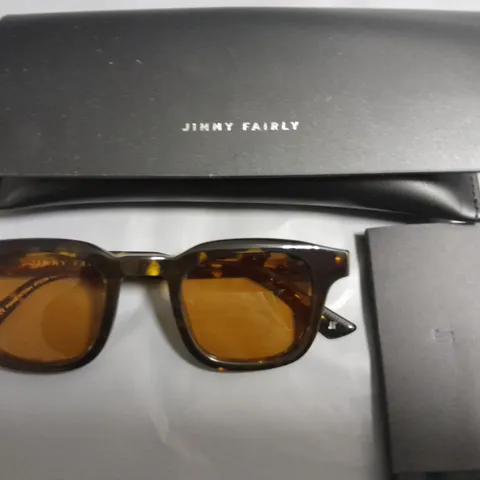 JIMMY FAIRLY BROWN PATTERENED GLASSES IN A CASE