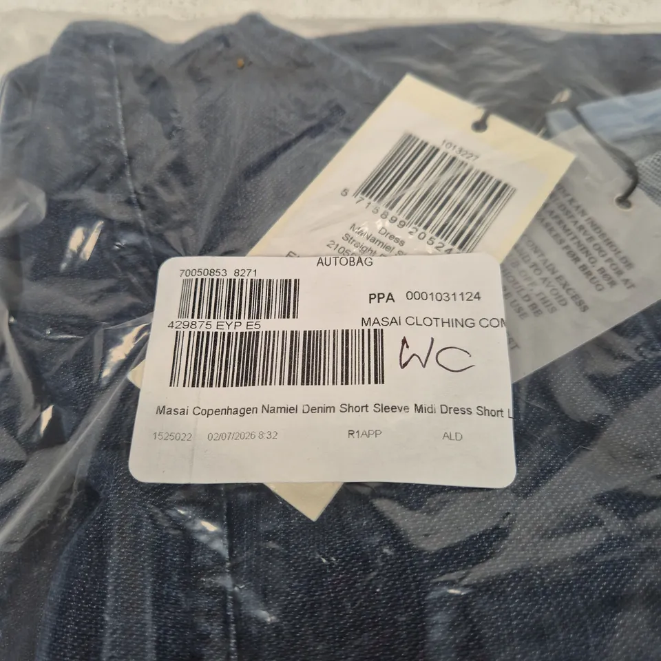 MASAI COPENHAGEN NAMIEL DENIM SHORT SLEEVE MIDI DRESS – DENIM (XL)