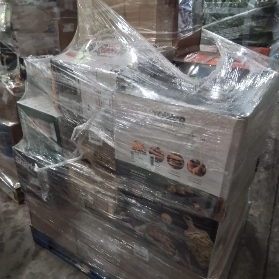 PALLET OF APPROXIMATELY 25 UNPROCESSED RAW RETURN HOUSEHOLD AND ELECTRICAL GOODS TO INCLUDE;