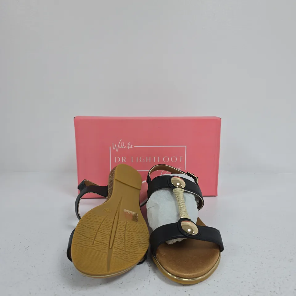 DR LIGHTFOOT WIDE FIT SANDALS – WOMEN'S BOXED SIZE 4