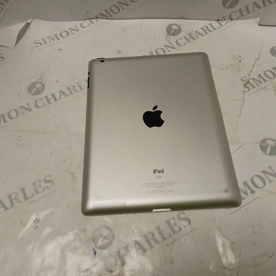 IPAD 16GB IN GREY MODEL A1416