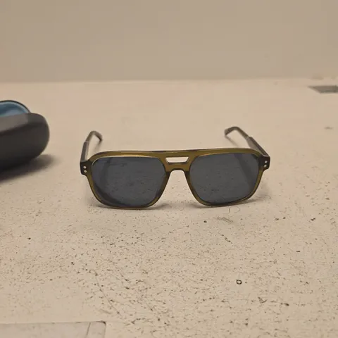 SCOUT SUNGLASSES WITH CASE – BROWN FRAME, DARK LENSES