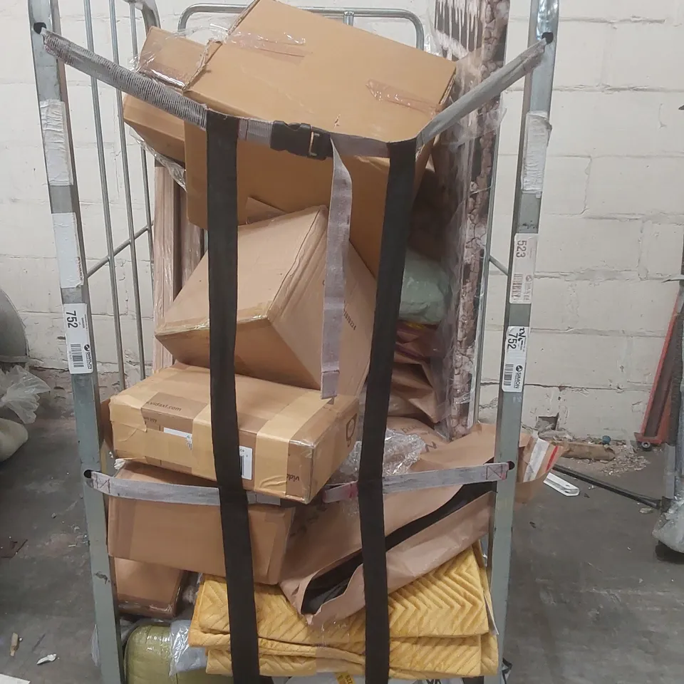 CAGE CONTAINING A LARGE QUANTITY OF ASSORTED ITEMS INCLUDING: PAINTING, THROW, TOWELS, PILLOWS ECT // CAGE NOT INCLUDED