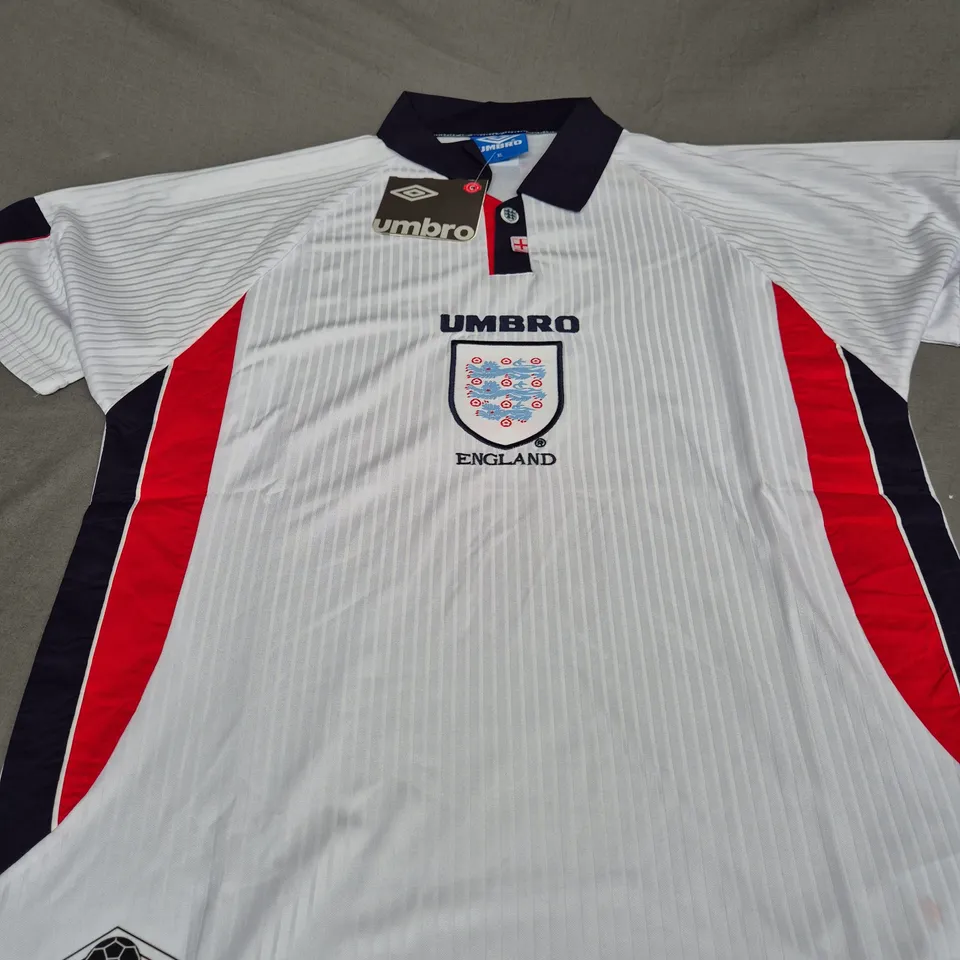 ENGALND FC RETRO FOOTBALL SHIRT SIZE XL