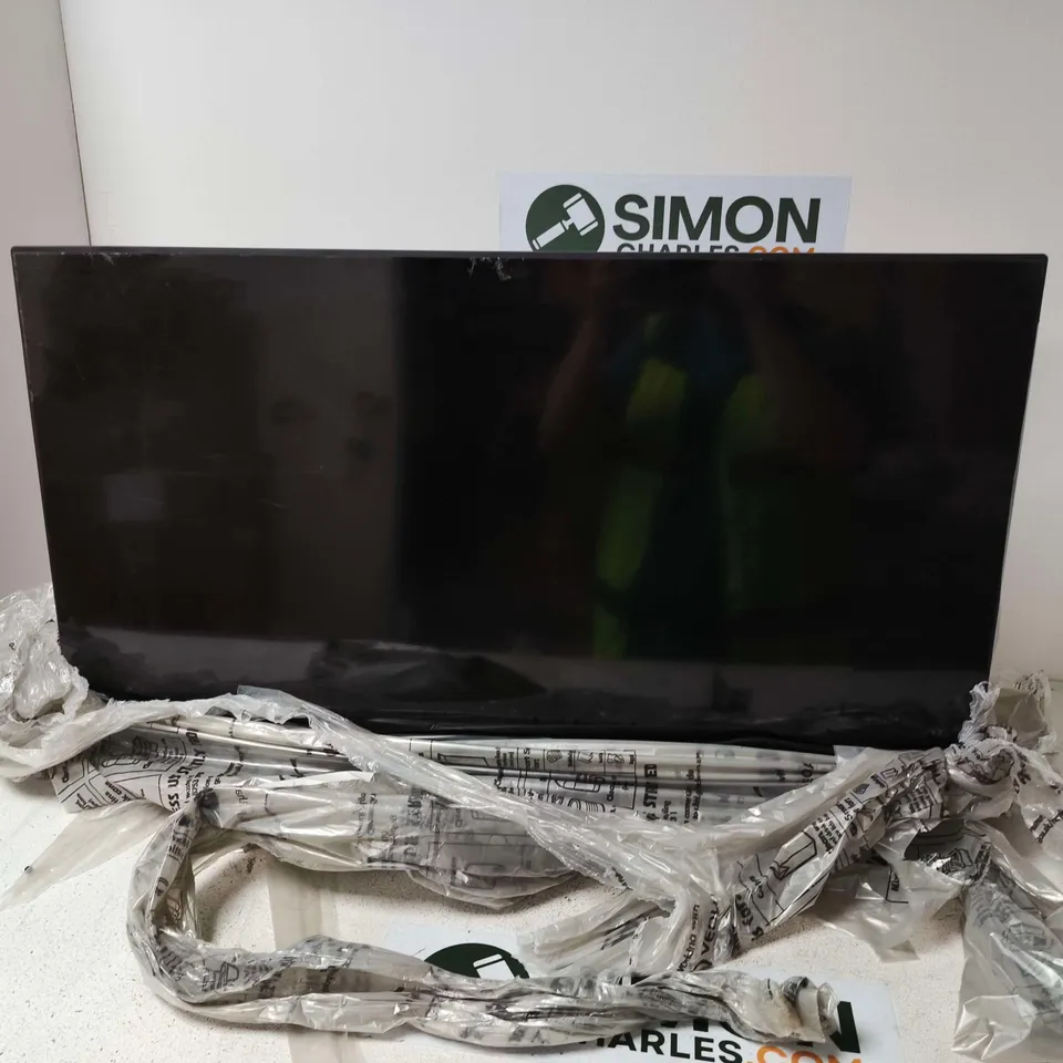 HISENSE 40-INCH SMART TV - COLLECTION ONLY 