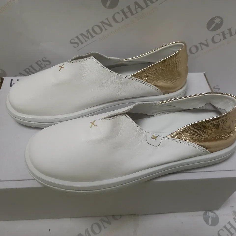 WHITE AND GOLD SLIP ON SHOES - SIZE 5
