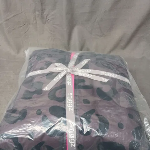 SNUGGZ CHANGING ROBE - SIZE S/M