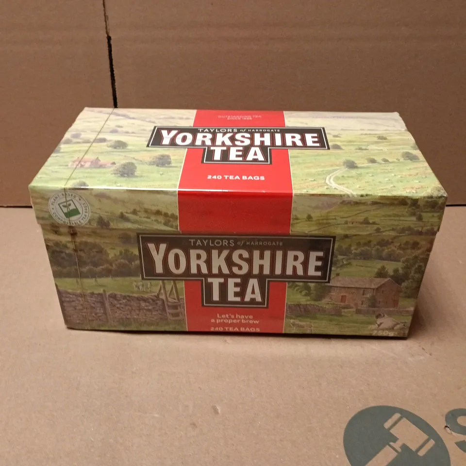 YORKSHIRE TEA PACK (240 TEA BAGS)