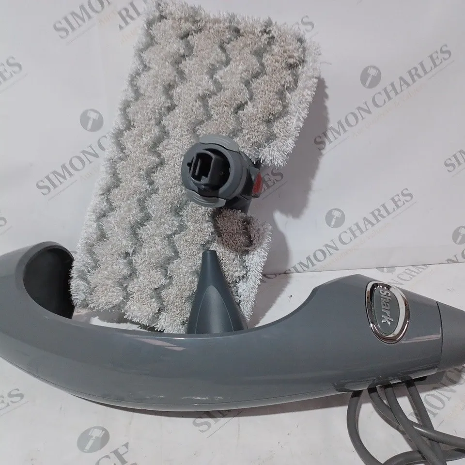 SHARK FLOOR AND HANDHELD STEAM CLEANER S6005