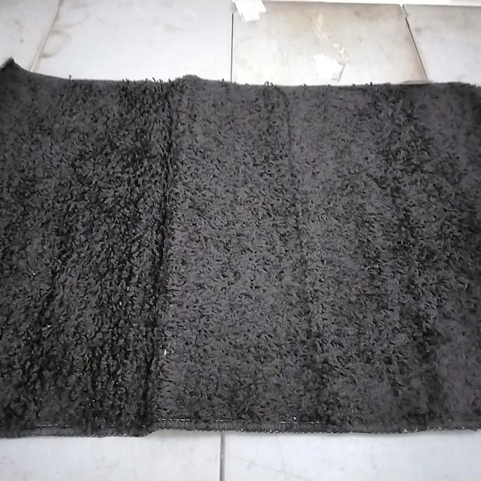 BRAND NEW GILDER BATH MAT IN BLACK- 50CM X 80CM
