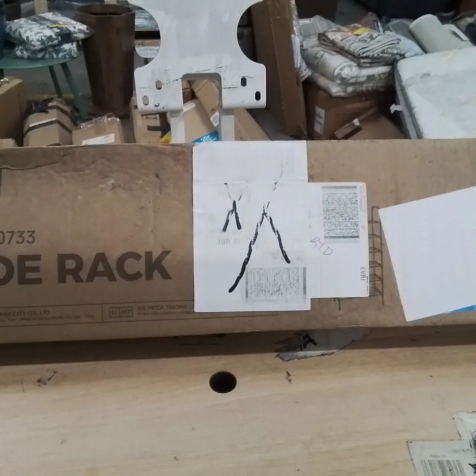 BOXED SHOE RACK