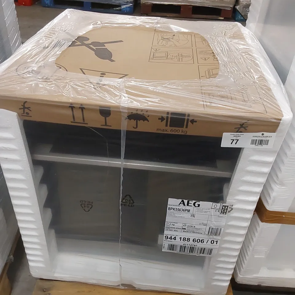 AEG BPK55636PM STEAMBAKE SINGLE OVEN WITH PYROLYTIC CLEANING RRP £750