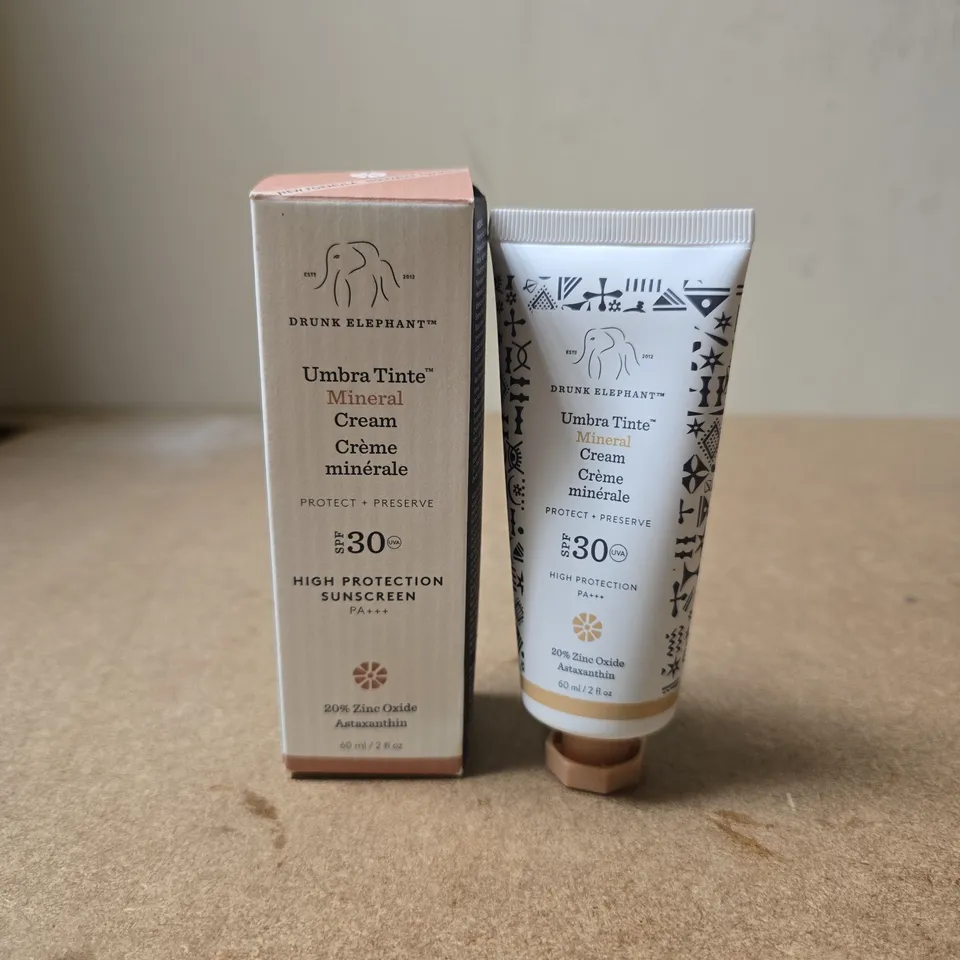 DRUNK ELEPHANT UMBRA TINTE MINERAL SUNSCREEN SPF 30 – 60 ML (BOXED)