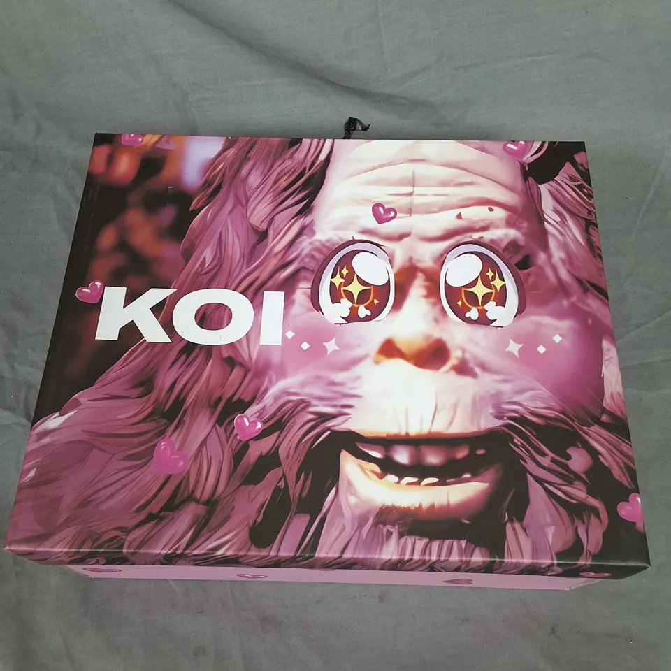 BOXED KOI FANCIFUL FREDDO BEAR RUFFLE TRAINERS IN BABY BLUE - UK 5