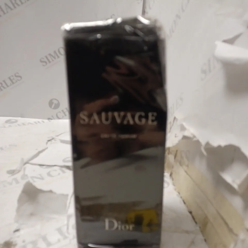 BOXED DIOR SAUVAGE EAU DE PARFUM 200ML