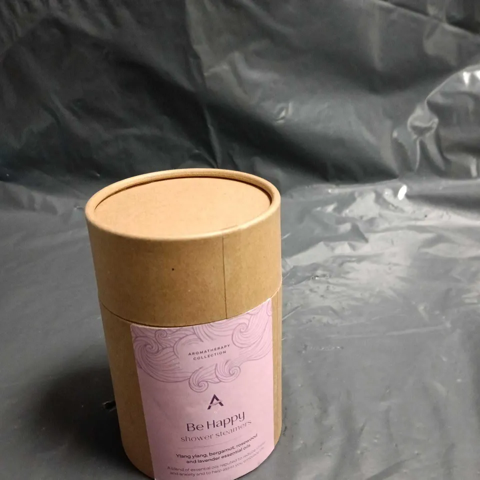 TOTE OF APPROXIMATELY 15 ASSORTED COSMETIC ITEMS TOO INCLUDE SHOWER STEAMERS, COLGATE AND CITRIC ACID