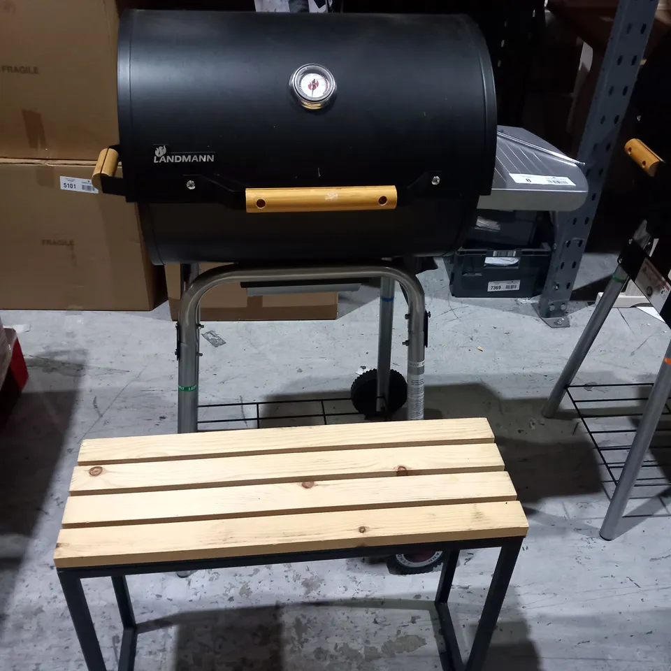 LANDMANN SMOKER WITH BENCH