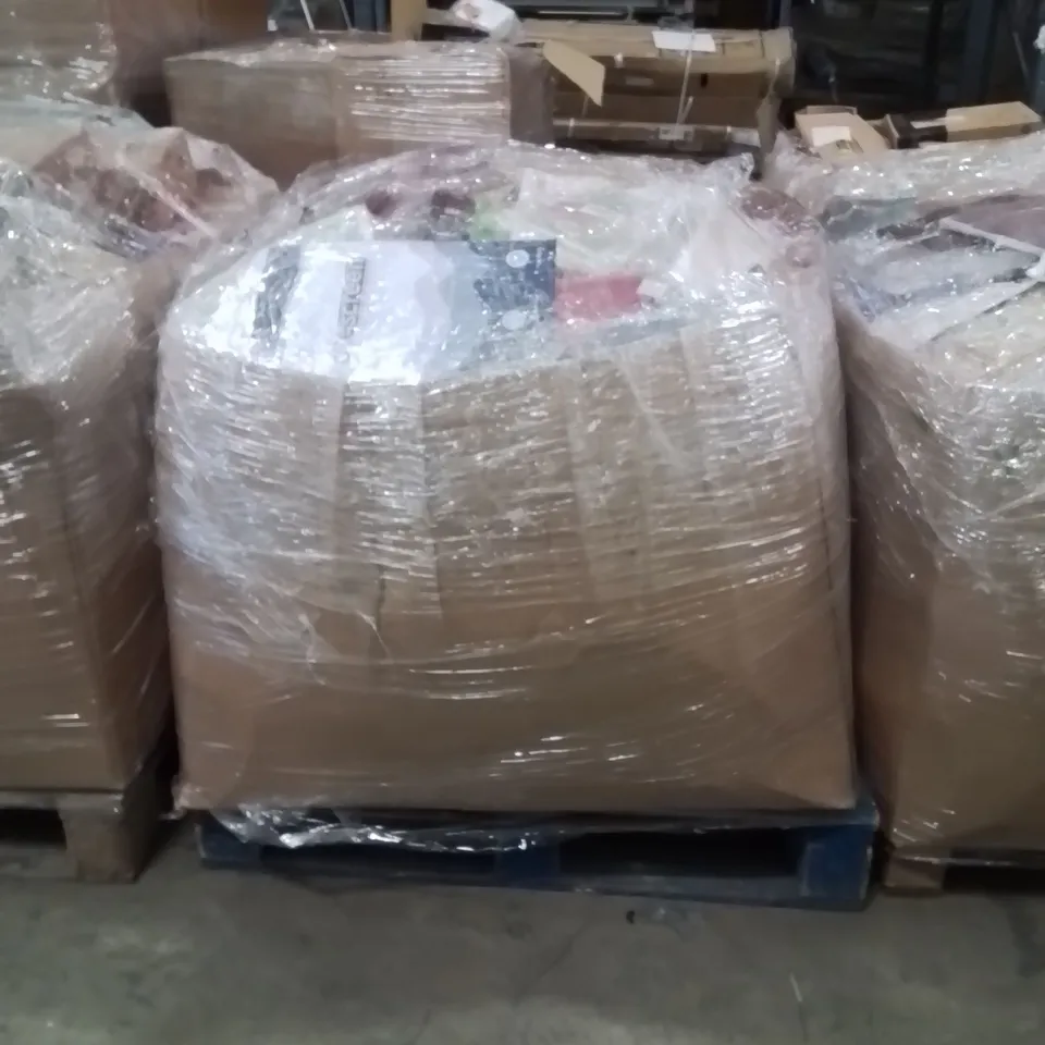 PALLET TO CONTAIN A LARGE QUANTITY OF TABLET CASES AND SCREEN PROTECTORS