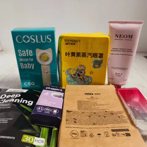 APPROX 12 ASSORTED BEAUTY PRODUCTS TO INCLUDE COSLUS BABY NAIL TRIMMER, NEOM BODY BUTTER, PLUGGERZ, ETC