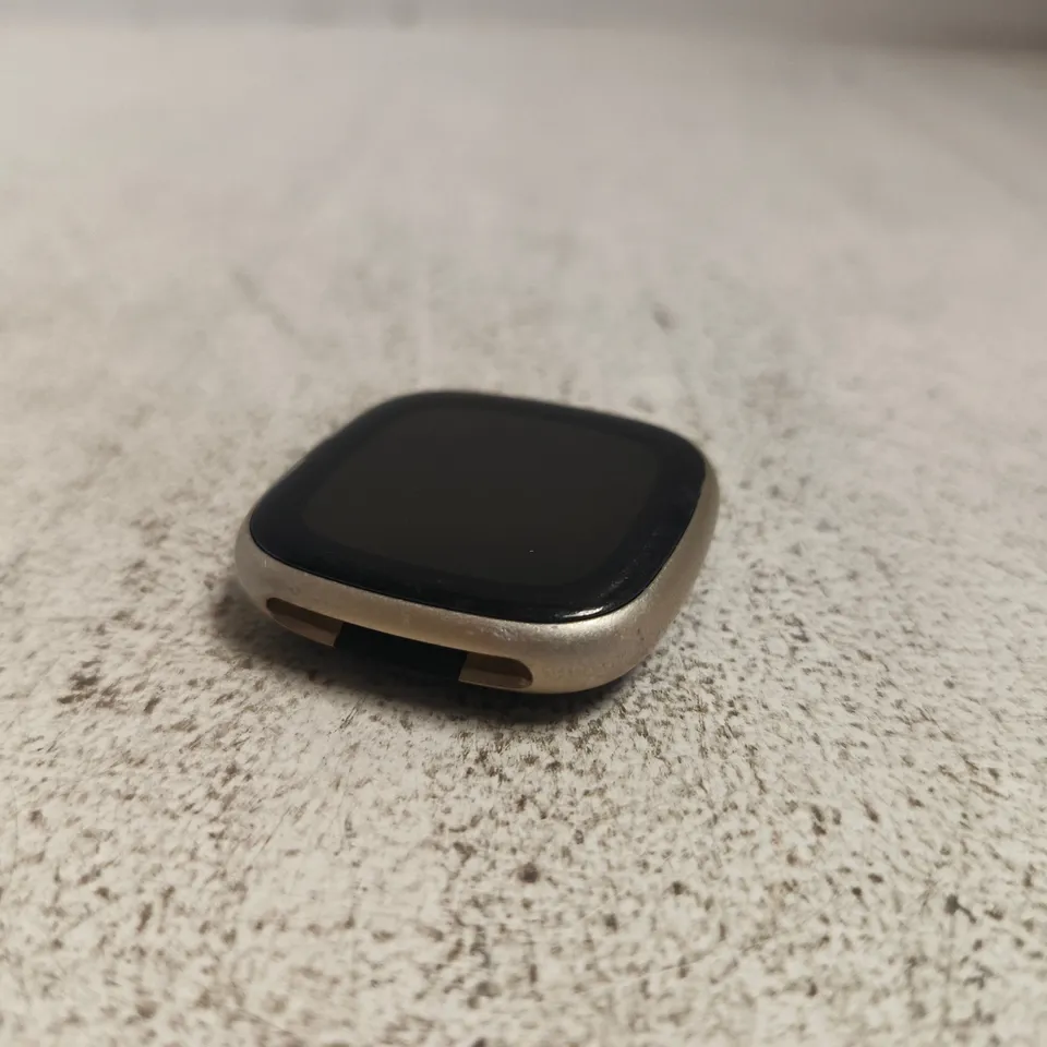 FITBIT SENSE 2 IN GOLD