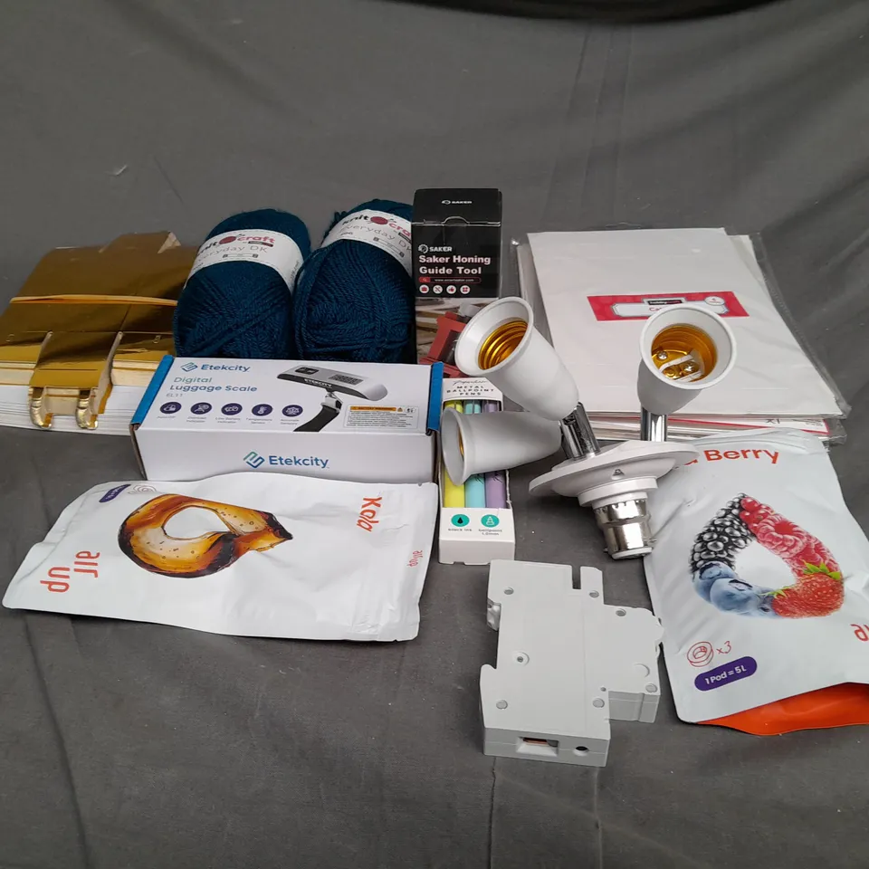 BOX OF ASSORTED HOUSEHOLD ITEMS TO INCLUDE YARNS OF WOOL, LUGGAGE SCALE AND CAKE BOXES