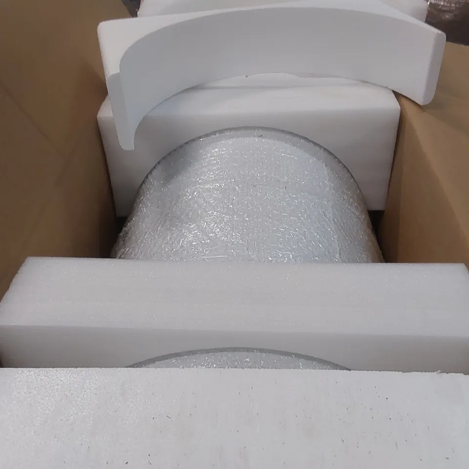 PALLET CONTAINING APPROXIMATELY 6x BOXED 3PCS  ROUND COLUMN DISPLAY PEDESTAL STAND SETS