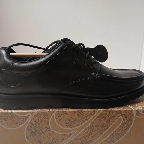 BOXED PAIR OF PRETTY GREEN HARROW LACE BLACK LEATHER SHOES – UK 10
