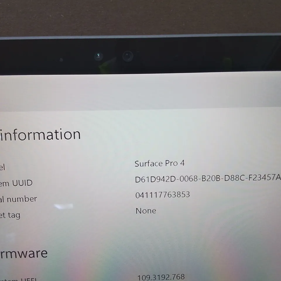 UNBOXED MICROSOFT SURFACE 4 256 GB WITH DETACHABLE KEYBOARD 
