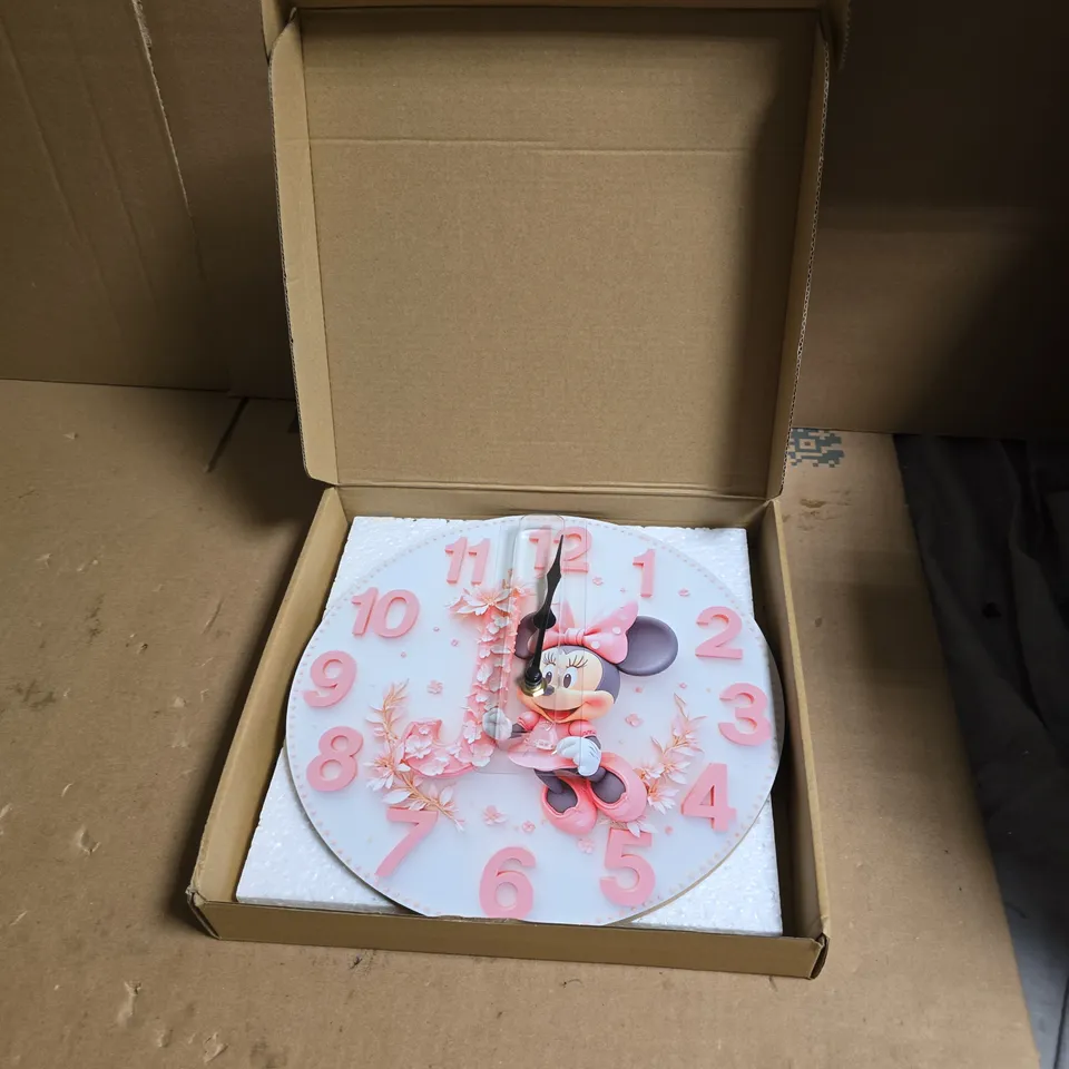DISNEY MINNIE MOUSE PINK ROUND CLOCK – BOXED