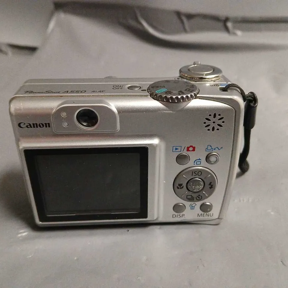 CANON POWERSHOT A550 CAMERA IN CASE