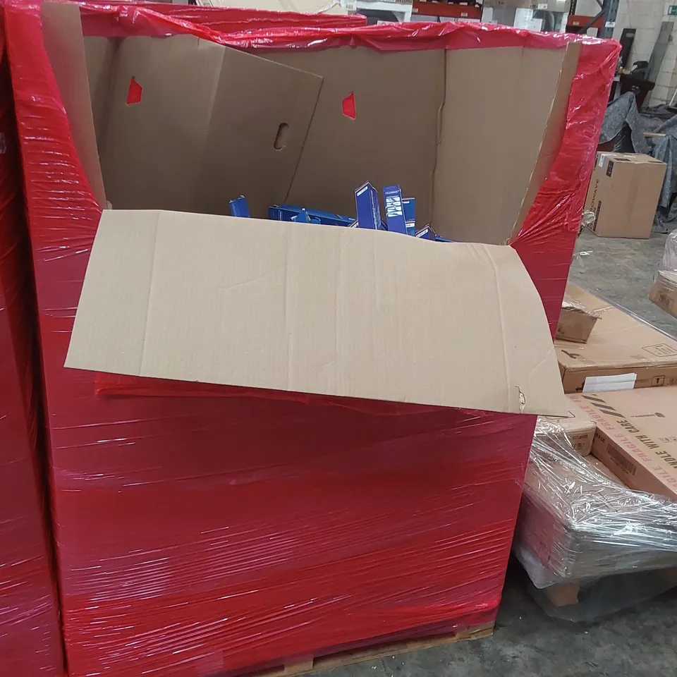 PALLET CONTAINING A VERY LARGE QUANTITY OF AXEBLINK WIPER BLADES