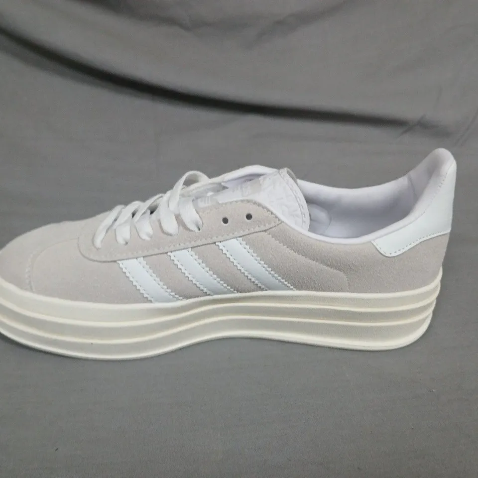 ADIDAS GAZELLE PLATFORM TRAINERS IN BEIGE SUEDE - UK 6