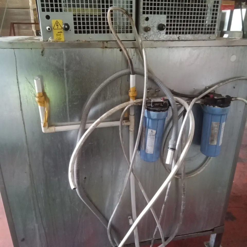 COMMERCIAL FOLLETT ICE MAKER WITH VENTILATION 