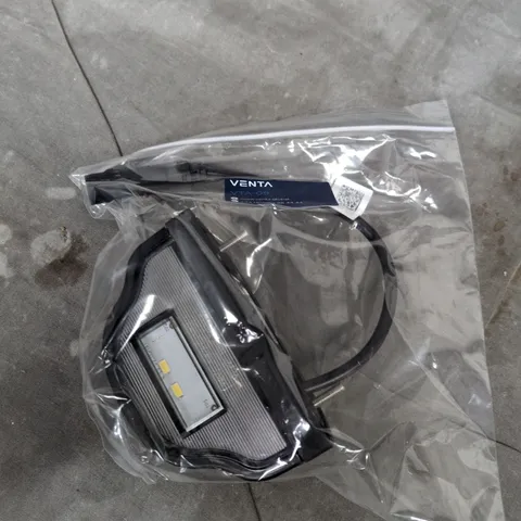 APPROXIMATELY 50 VTA-09 VEHICLE LIGHTS