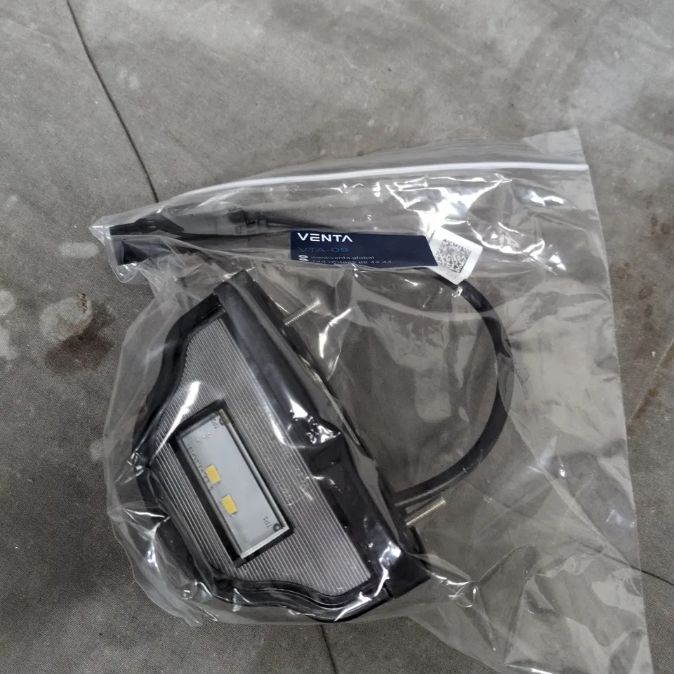 APPROXIMATELY 50 VTA-09 VEHICLE LIGHTS