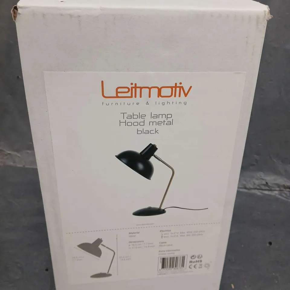 BOXED TABLE LAMP 