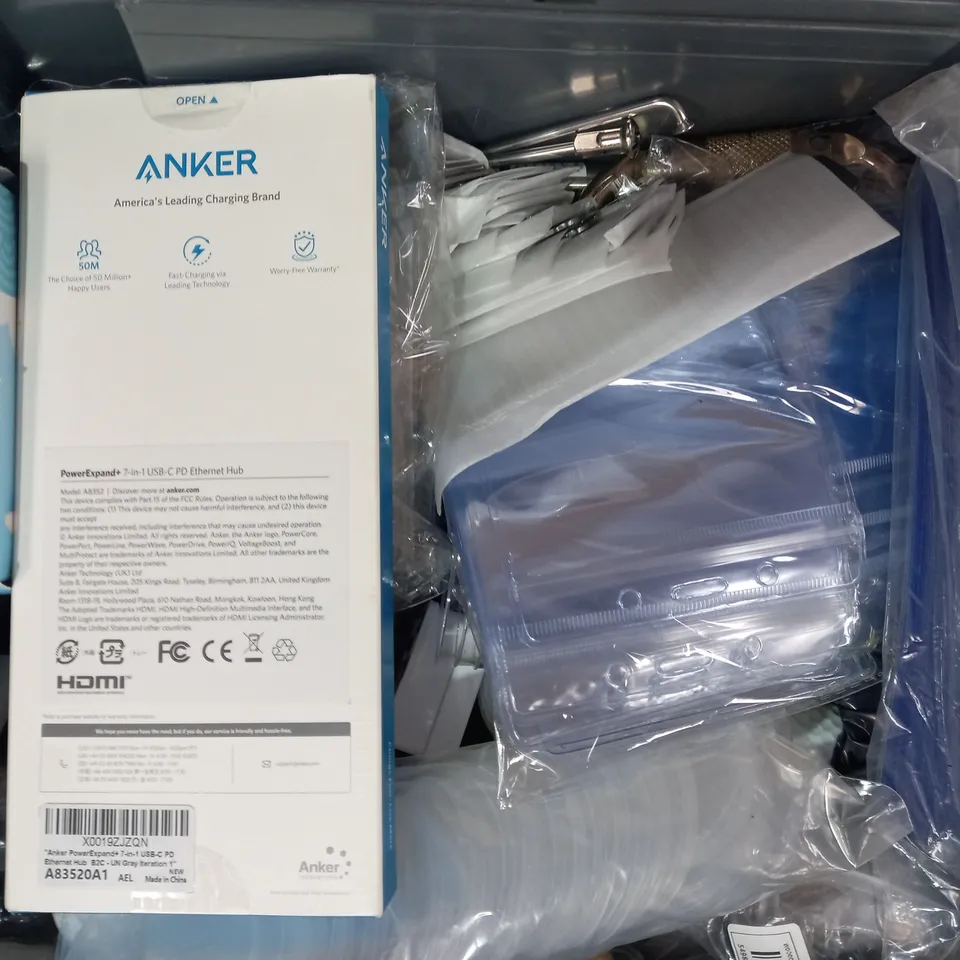 LOT OF APPROXIMATELY 10 ASSORTED HOUSEHOLD ITEMS TO INCLUDE KOMBAT WINDPROOF/WATERPROOF MATCHES, ELECTRONIC PORTABLE SCALE, K2 MEGA BOND STEEL PUTTY, ETC