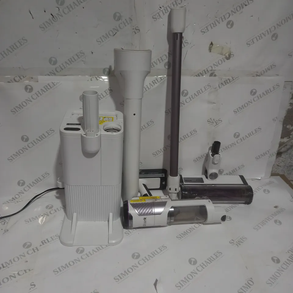 SHARK DETECT PRO 1.3L AUTO EMPTY VACUUM CLEANER IW3510UK