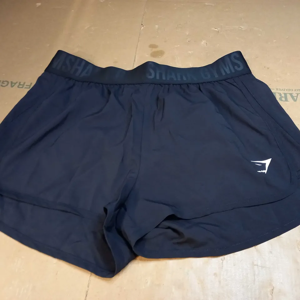 GYMSHARK WORKOUT SHORTS SIZE M