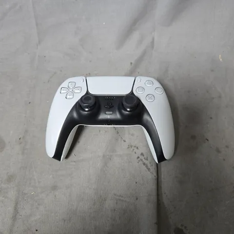 SONY PLAYSTATION 5 DUALSENSE WIRELESS CONTROLLER – WHITE