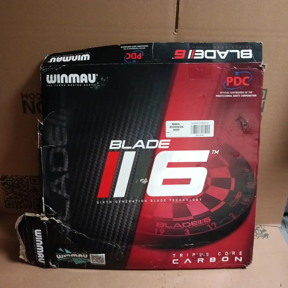 WINMAU BLADE 6 DARTBOARD – TRIPLE CORE CARBON