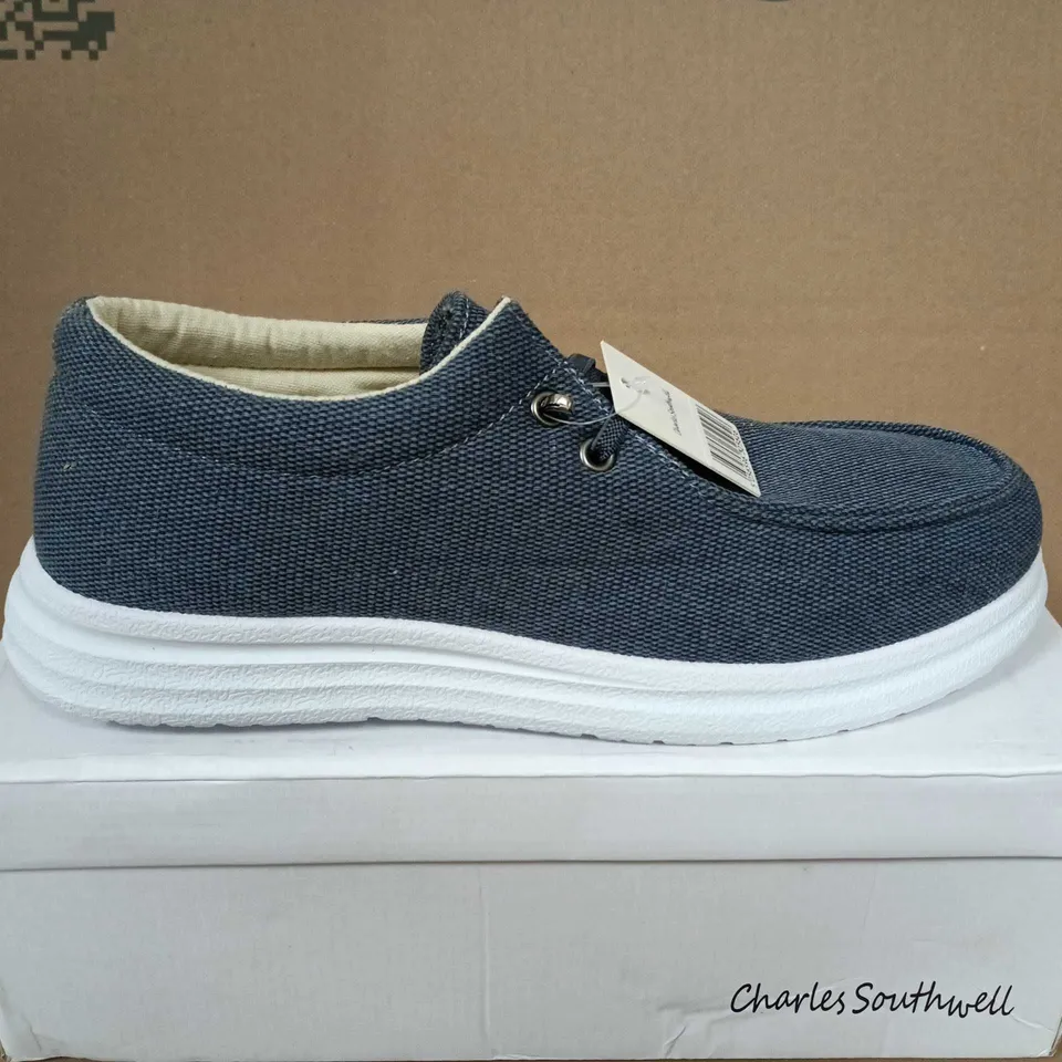 BOXED PAIR OF CHARLES SOUTHWELL ALBERTO DENIM SLIP-ON SHOES – BLUE – UK 11