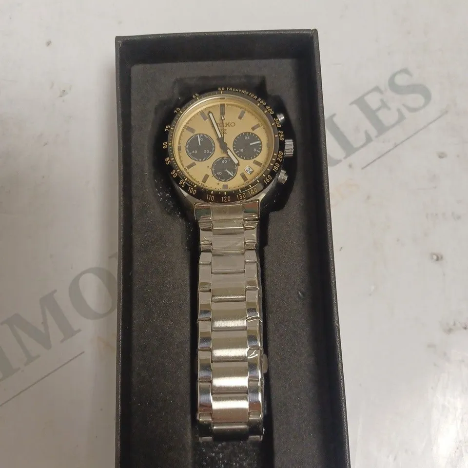 BOXED SEIKO WATCH - STAINLESS STEEL - SUB DIAL - WATER RESISTANT. 