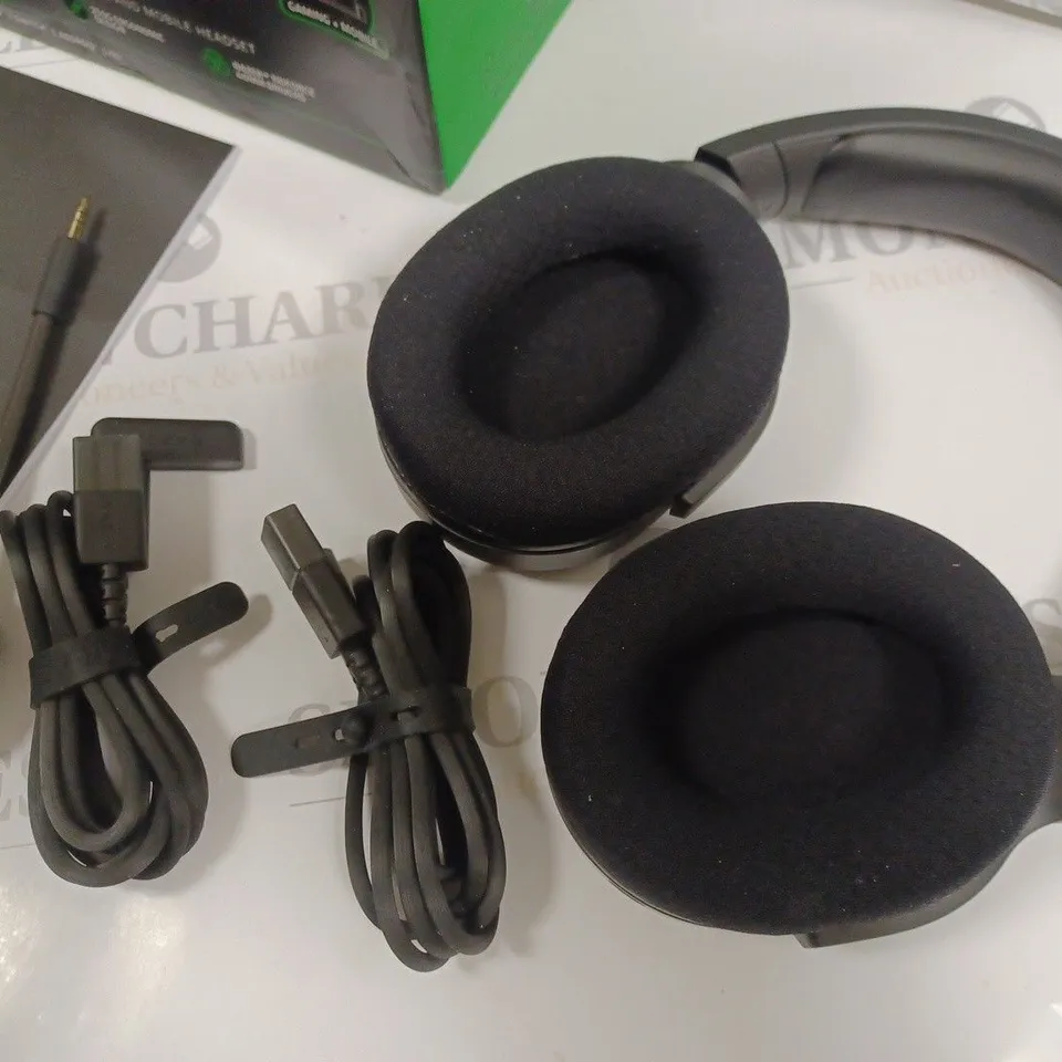 BOXED RAZER BARRACUDA WIRELESS MULTI PLATFORM GAMING HEADSET 