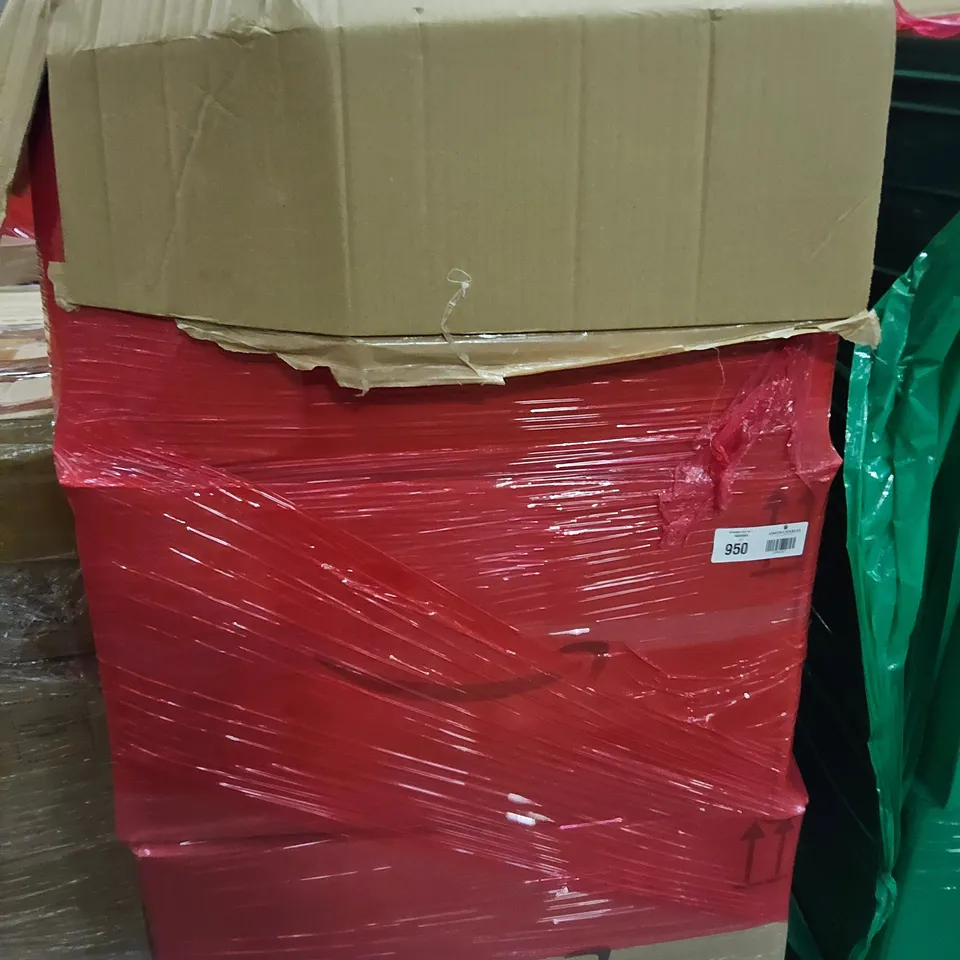 PALLET CONTAINING 6 CASES OF ASSORTED ITEMS, INCLUDING, UNION JACK FLAGS, WINDOW TINT FILM, CHRISTMAS TREE STORAGE BAGS, BUBBLE MACHINE GUNS, CHRISTMAS JUMPERS.